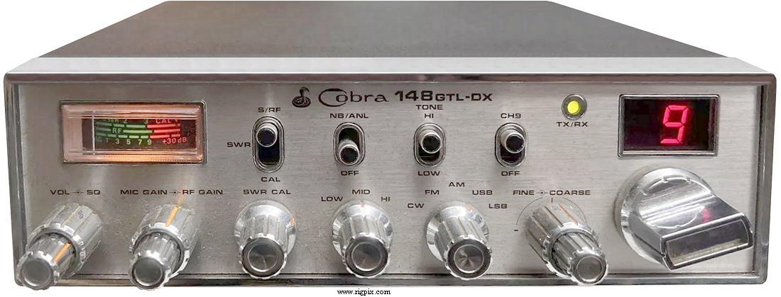 A picture of Cobra 148 GTL-DX with silver faceplate (By Dynascan)