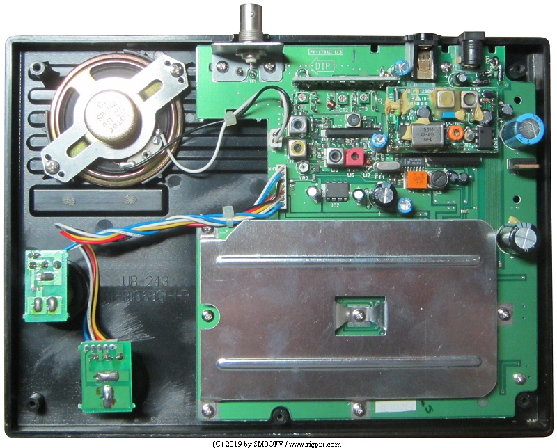 An inside picture of Uniden Bearcat UBC-860XLT
