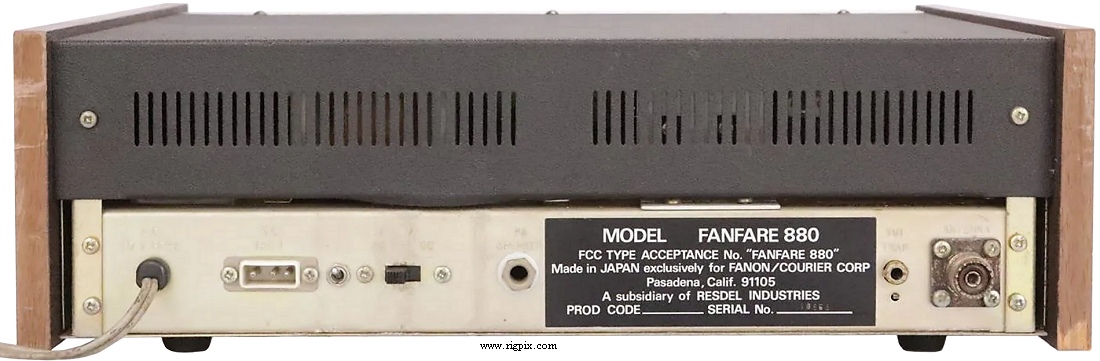 A rear picture of Fanon Fanfare 880