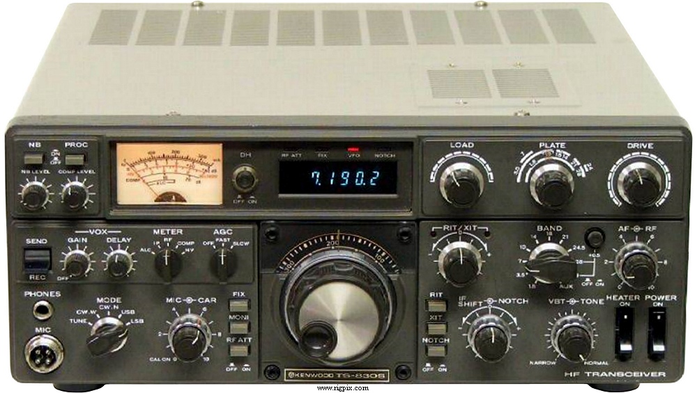 A picture of Kenwood TS-830S