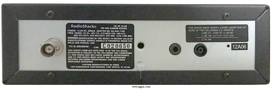 A rear picture of RadioShack Pro-2096 (20-496)