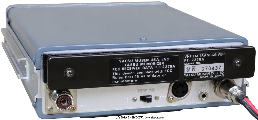 A rear picture of Yaesu FT-227RA Memorizer