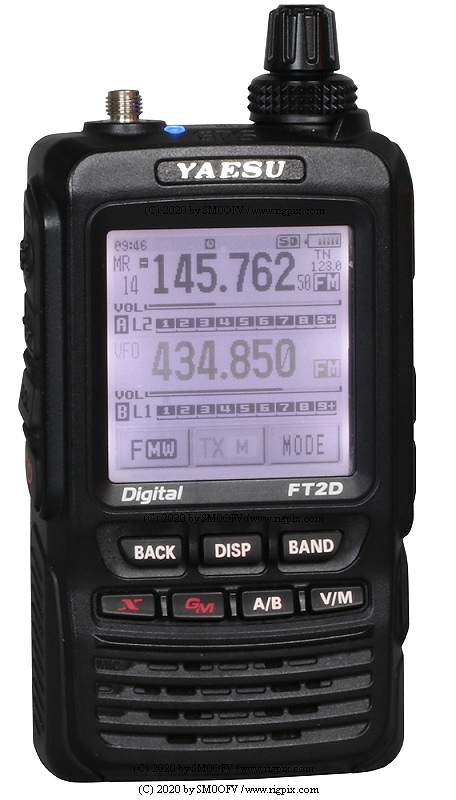 A picture of Yaesu FT-2DE