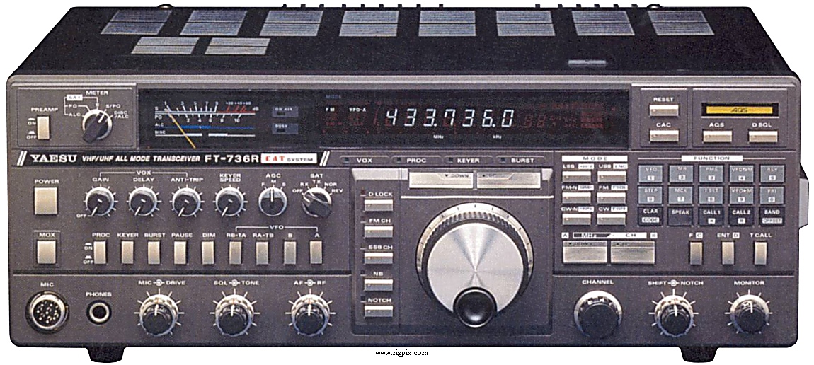 A picture of Yaesu FT-736R