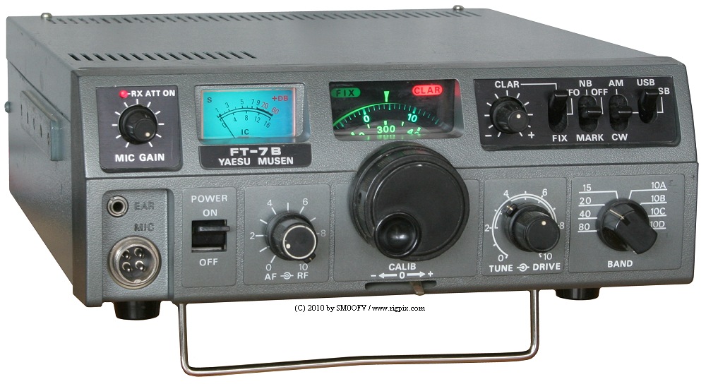 A picture of Yaesu FT-7B