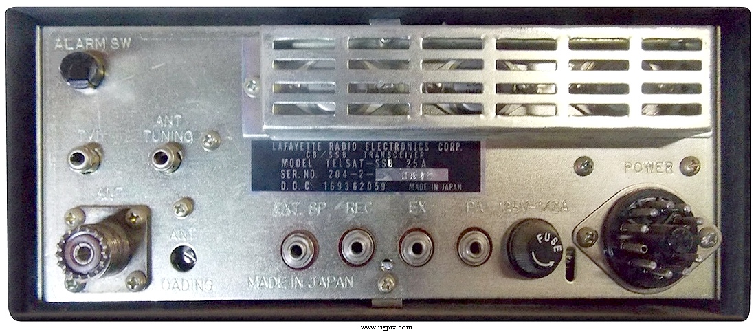A rear picture of Lafayette Telsat SSB-25A (99-32559)