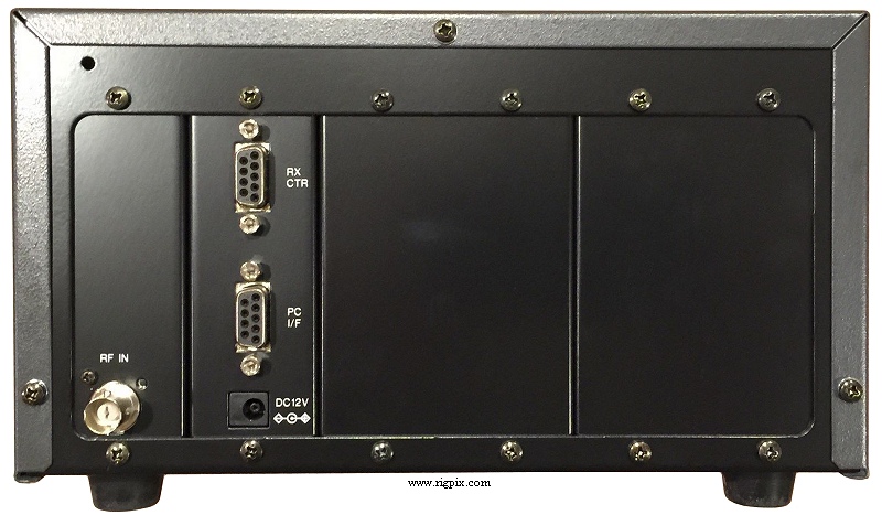 A rear picture of AOR SDU-5500