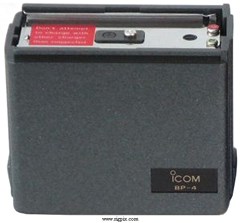 A picture of Icom BP-4