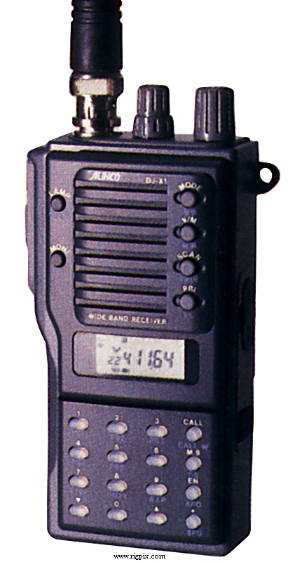 A picture of Alinco DJ-X1