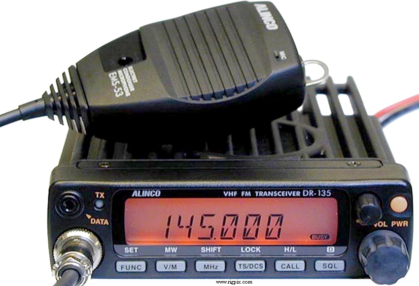 A picture of Alinco DR-135E