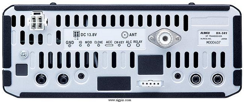 A rear picture of Alinco DX-SR9E