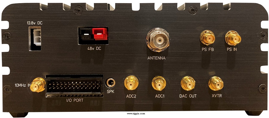 A rear picture of Apache Labs Anan-6000DLE