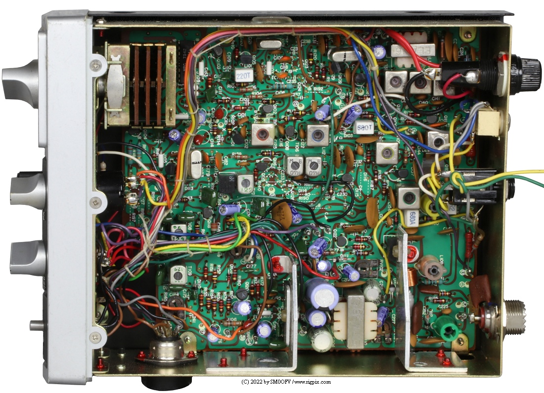 An inside picture of Hy-Gain Hy-Range IIa (682-PR)