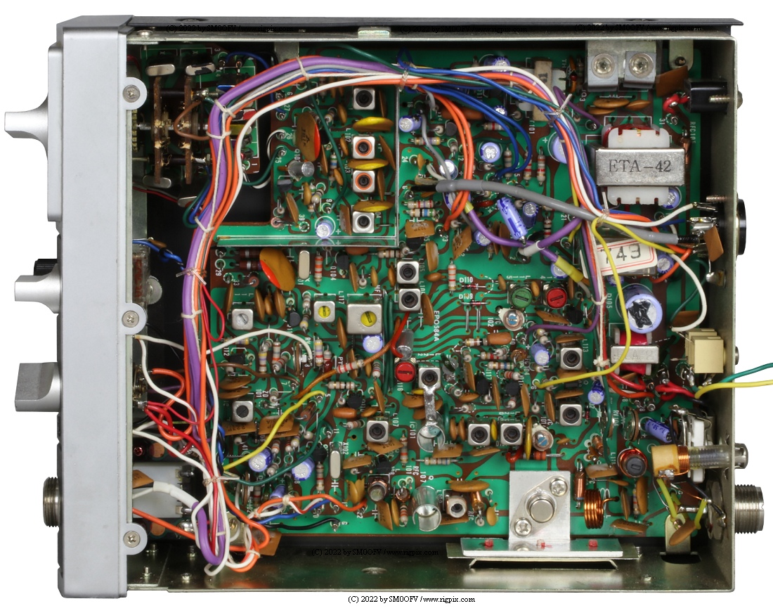 An inside picture of Hy-Gain Hy-Range III (672)