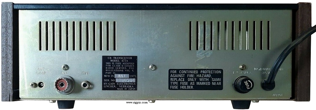 A rear picture of Hy-Gain Hy-Range IV (673A)