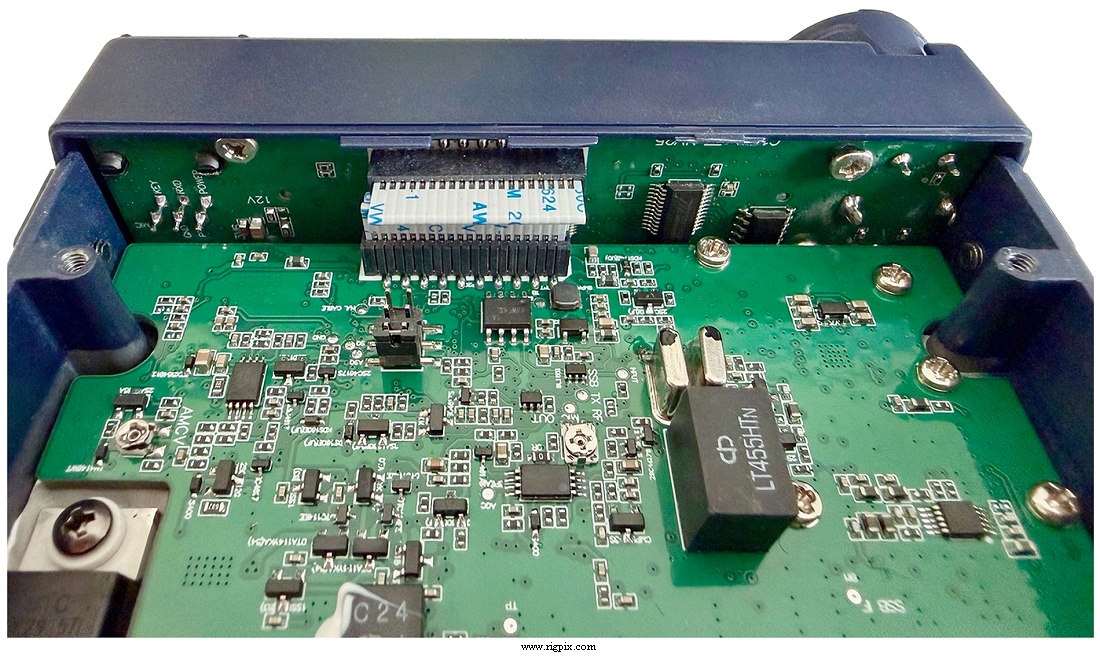 Another inside picture of Luiton LT-310SDR