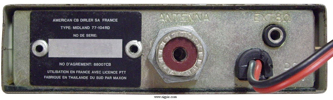 A rear picture of Midland 77-104RD