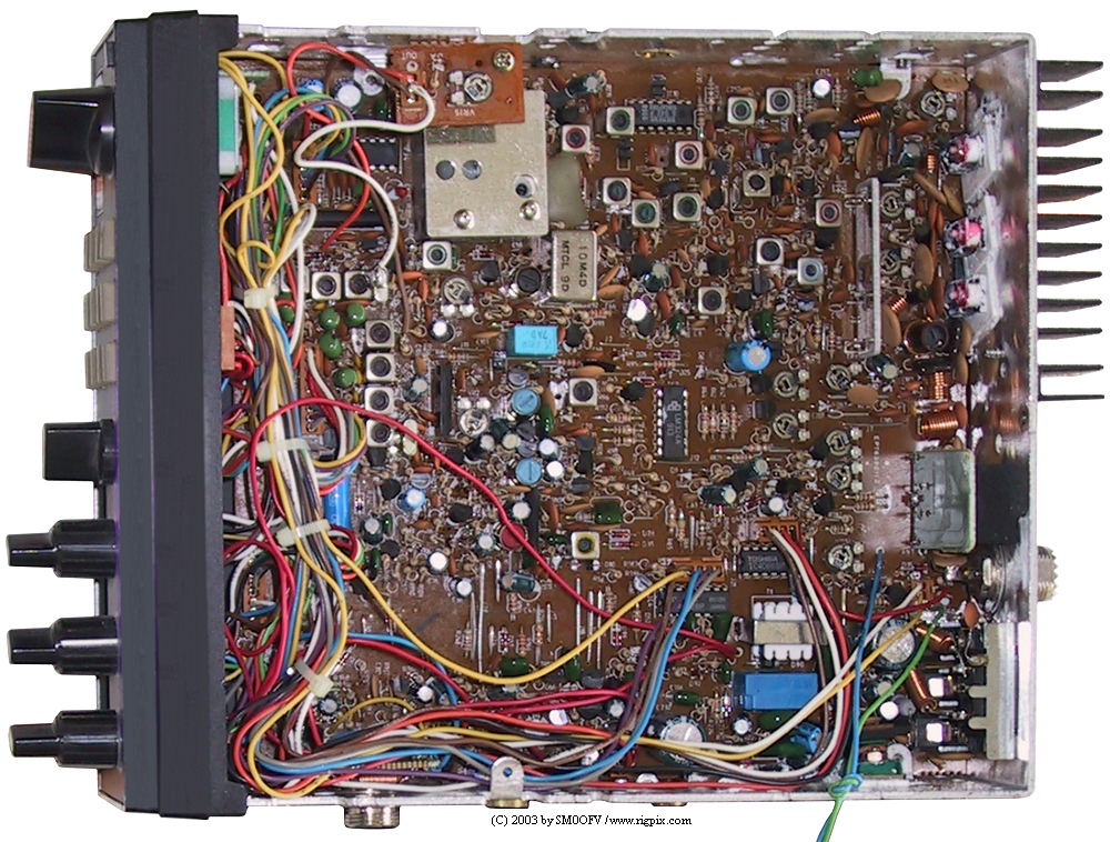 An inside picture of Sommerkamp TS-789DX