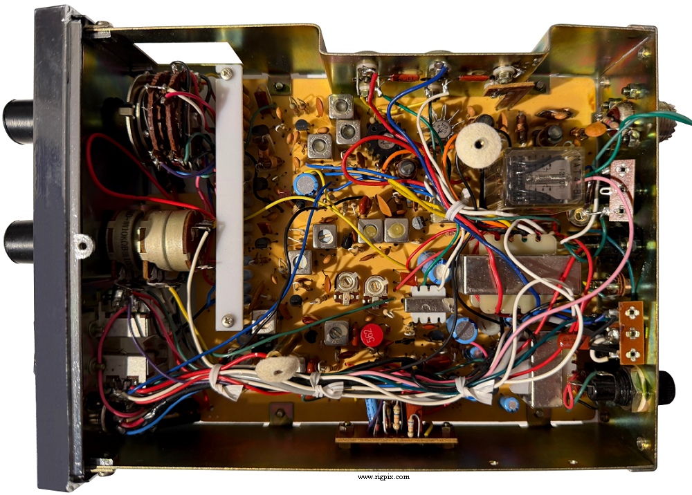An inside picture of Tokai PW-5024