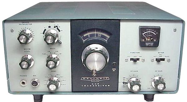 A picture of Heathkit HW-101