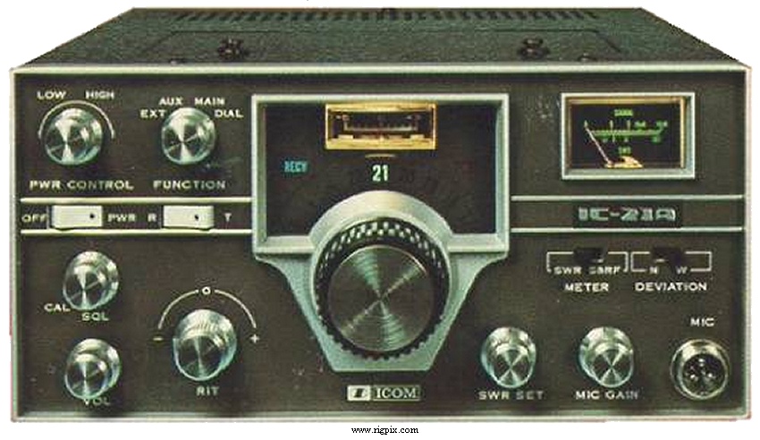 A picture of Icom IC-21A