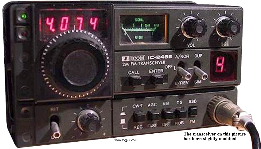 A picture of Icom IC-245E