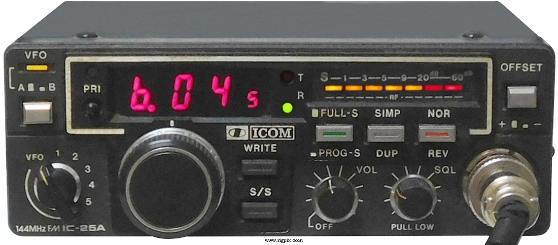 A picture of Icom IC-25A