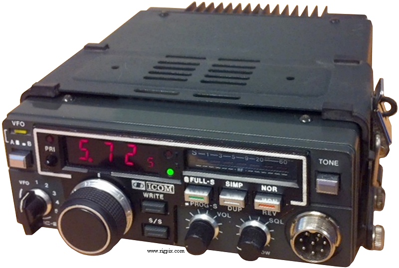 A picture of Icom IC-25E