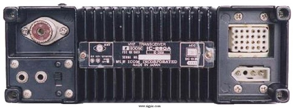 A rear picture of Icom IC-260A