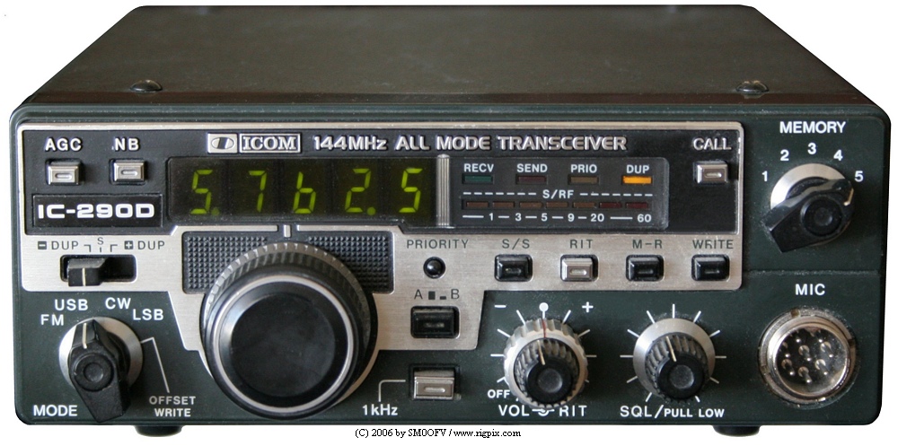 A picture of Icom IC-290D