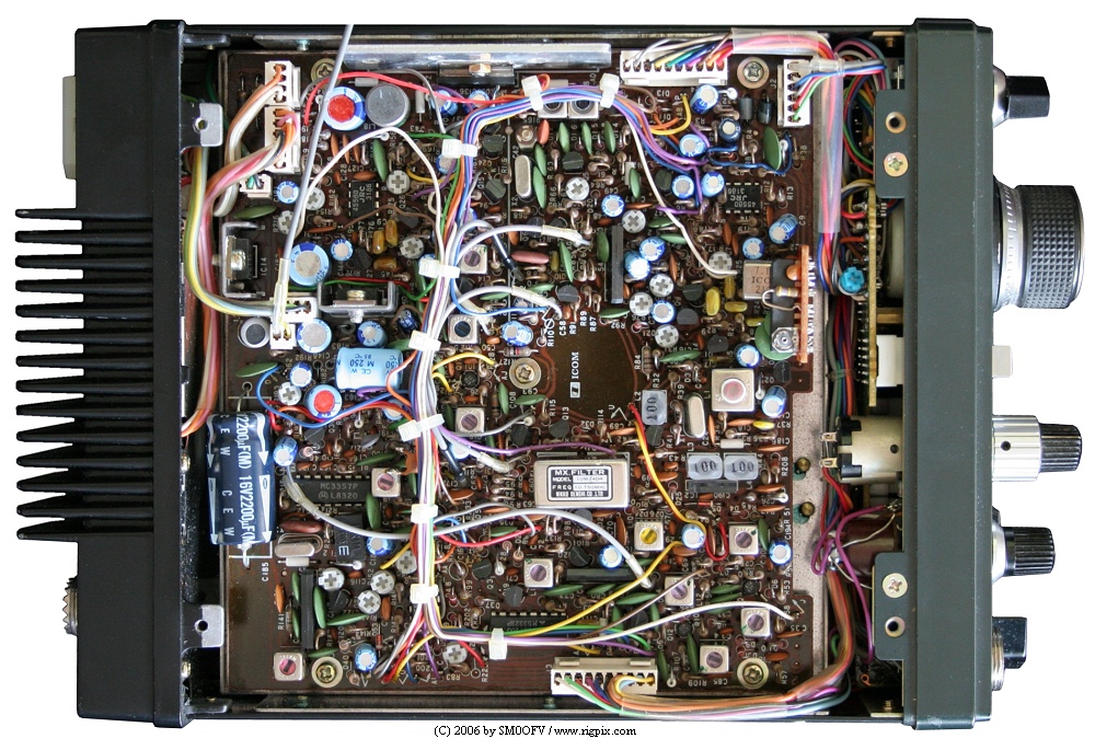 A bottom inside picture of Icom IC-290D