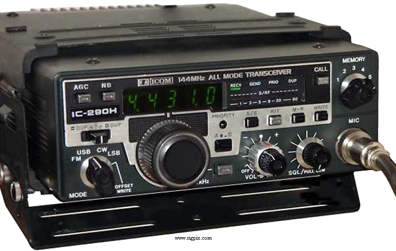 A picture of Icom IC-290H