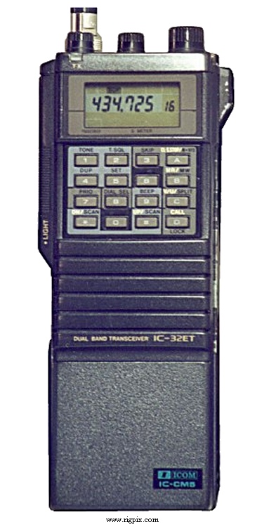A picture of Icom IC-32ET