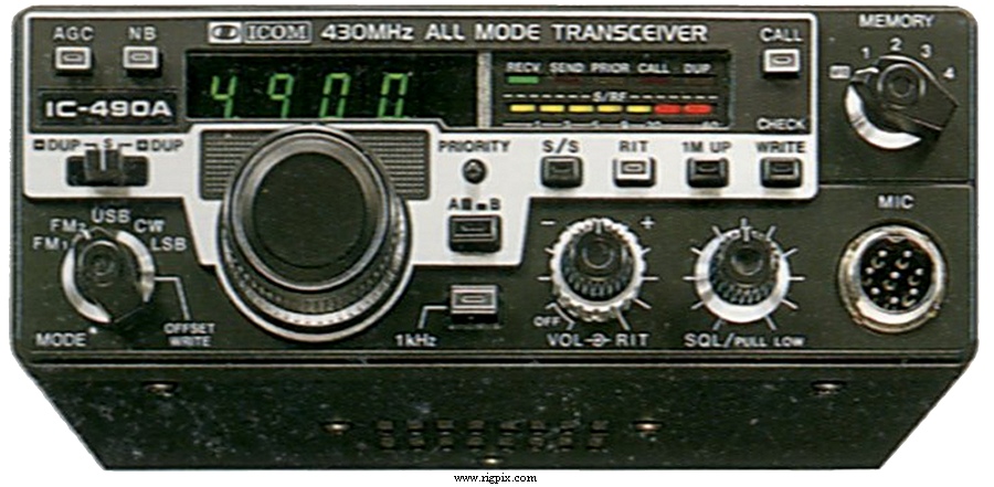 A picture of Icom IC-490A