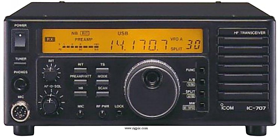 A picture of Icom IC-707