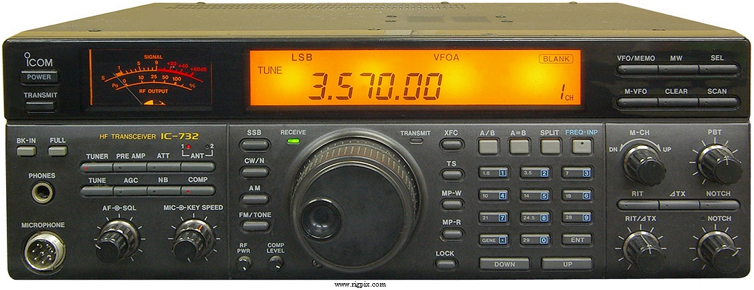 A picture of Icom IC-732