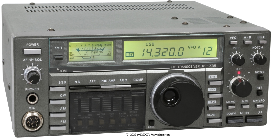 A picture of Icom IC-735