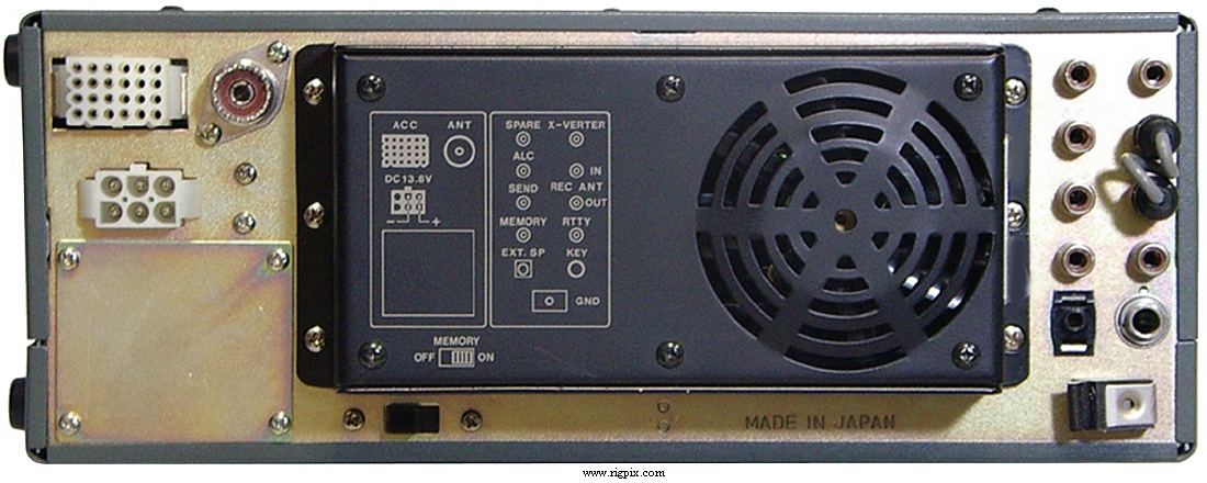 A rear picture of Icom IC-740