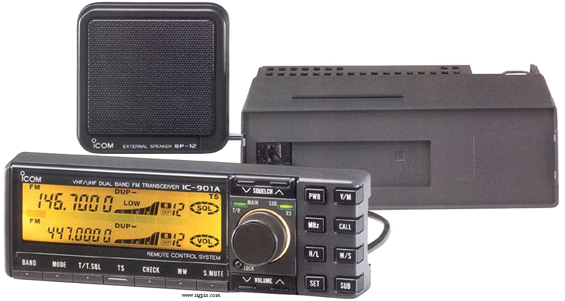 A picture of Icom IC-901A