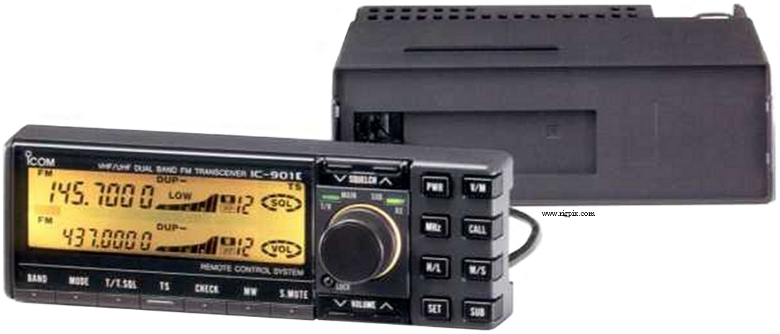 A picture of Icom IC-901E