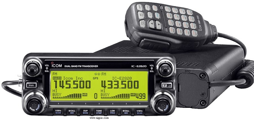 A picture of Icom IC-E2820