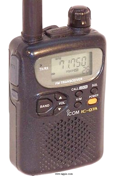 A picture of Icom IC-Q7A