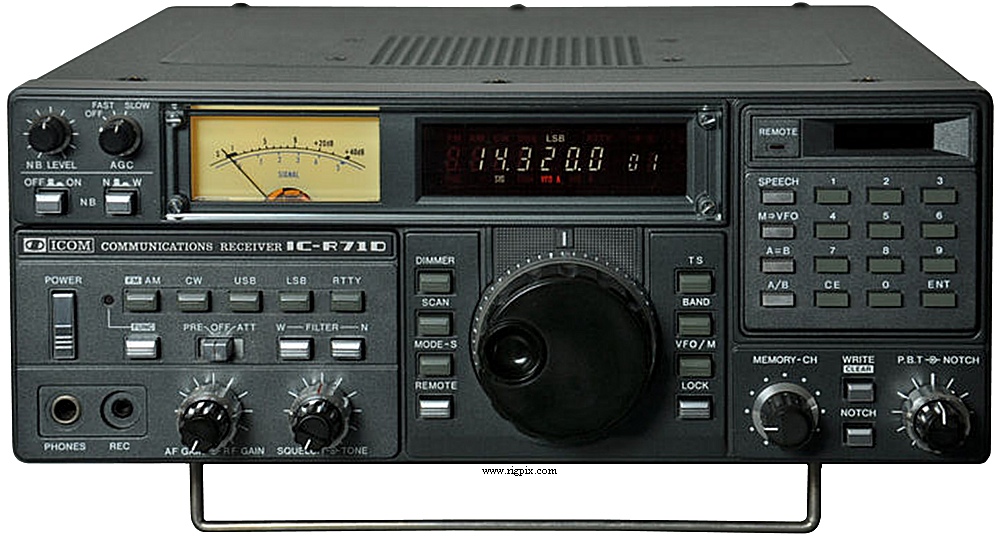A picture of Icom IC-R71D