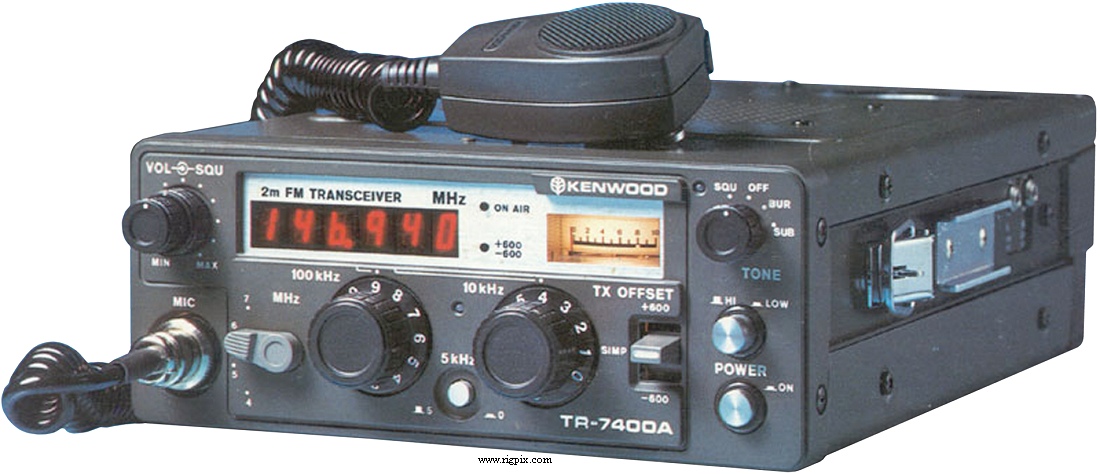 A picture of Kenwood TR-7400A