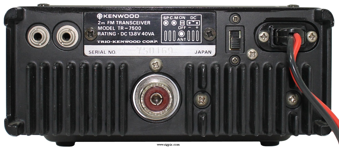 A rear picture of Kenwood TR-7500 (European version)