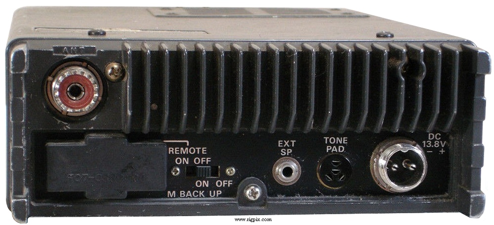 A rear picture of Kenwood TR-7625