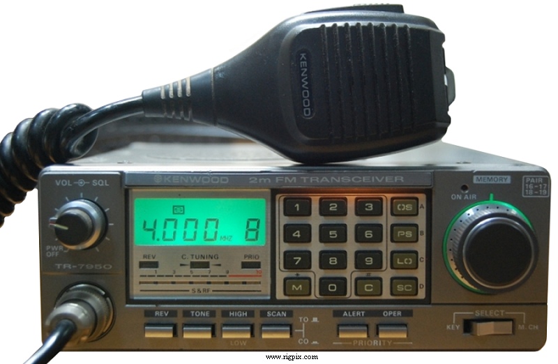 A picture of Kenwood TR-7950