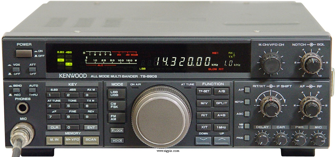 A picture of Kenwood TS-690S