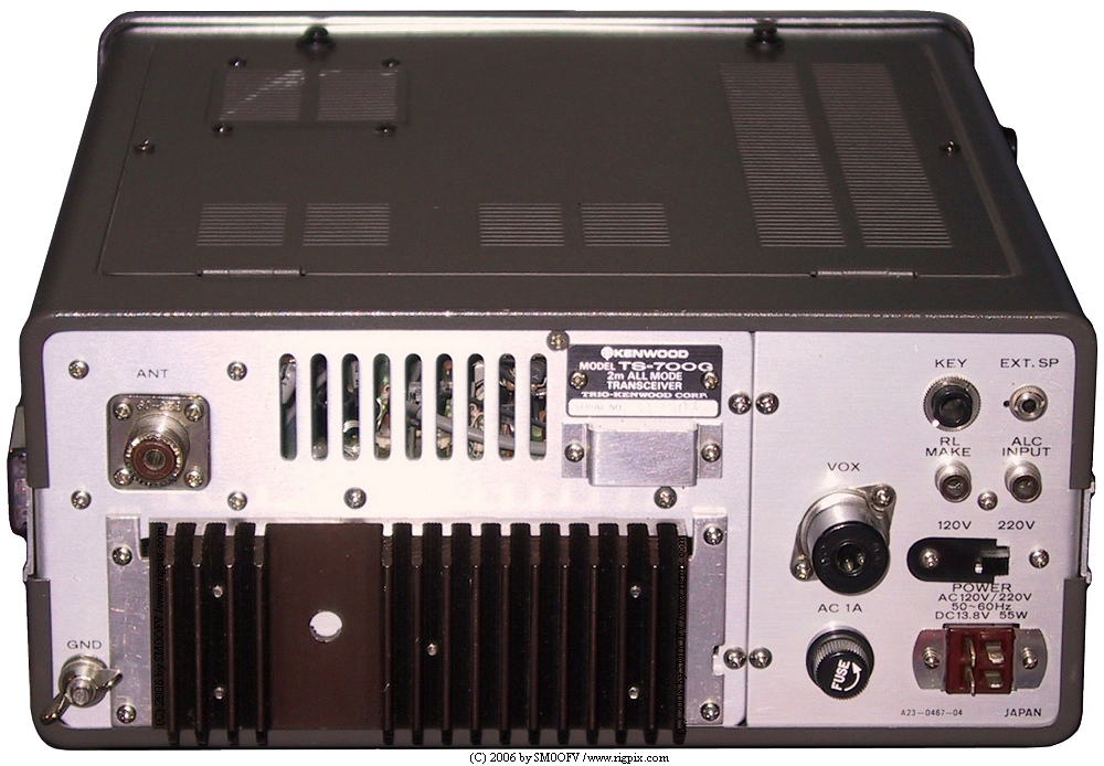 A rear picture of Kenwood TS-700G