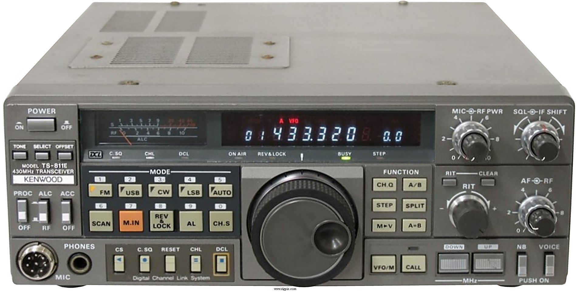 RigPix Database - Kenwood/Trio - TS-811E